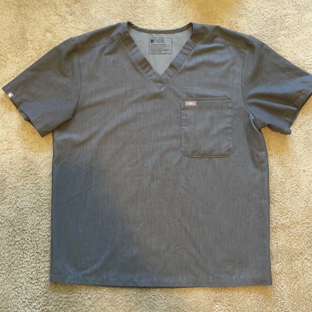 FIGS SCRUB TOP